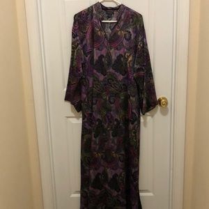 Women’s lounge & night wear